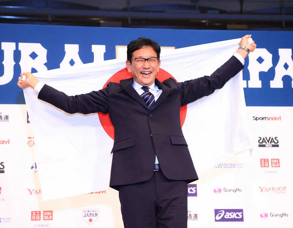 【画像・写真】侍ジャパン・栗山監督がスポニチ大会を視察「短期決戦の勝ち方のヒントがある」