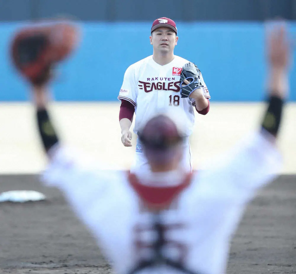 【画像・写真】楽天・マー君　安田とのタッグに手応え4回零封、テーマ沿った「芯外す投球」
