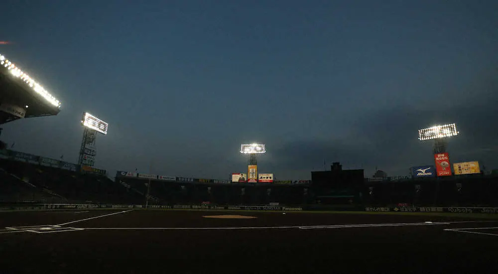 【画像・写真】甲子園球場の照明が13年ぶり刷新　2色のLEDで文字浮かぶ　ド派手演出も可能に