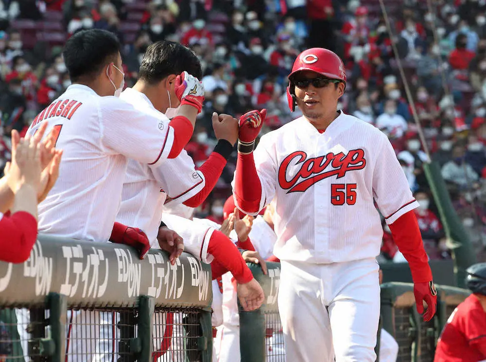 【画像・写真】広島・松山　1軍合流即アーチ!　4番先発で万全仕上がりアピール