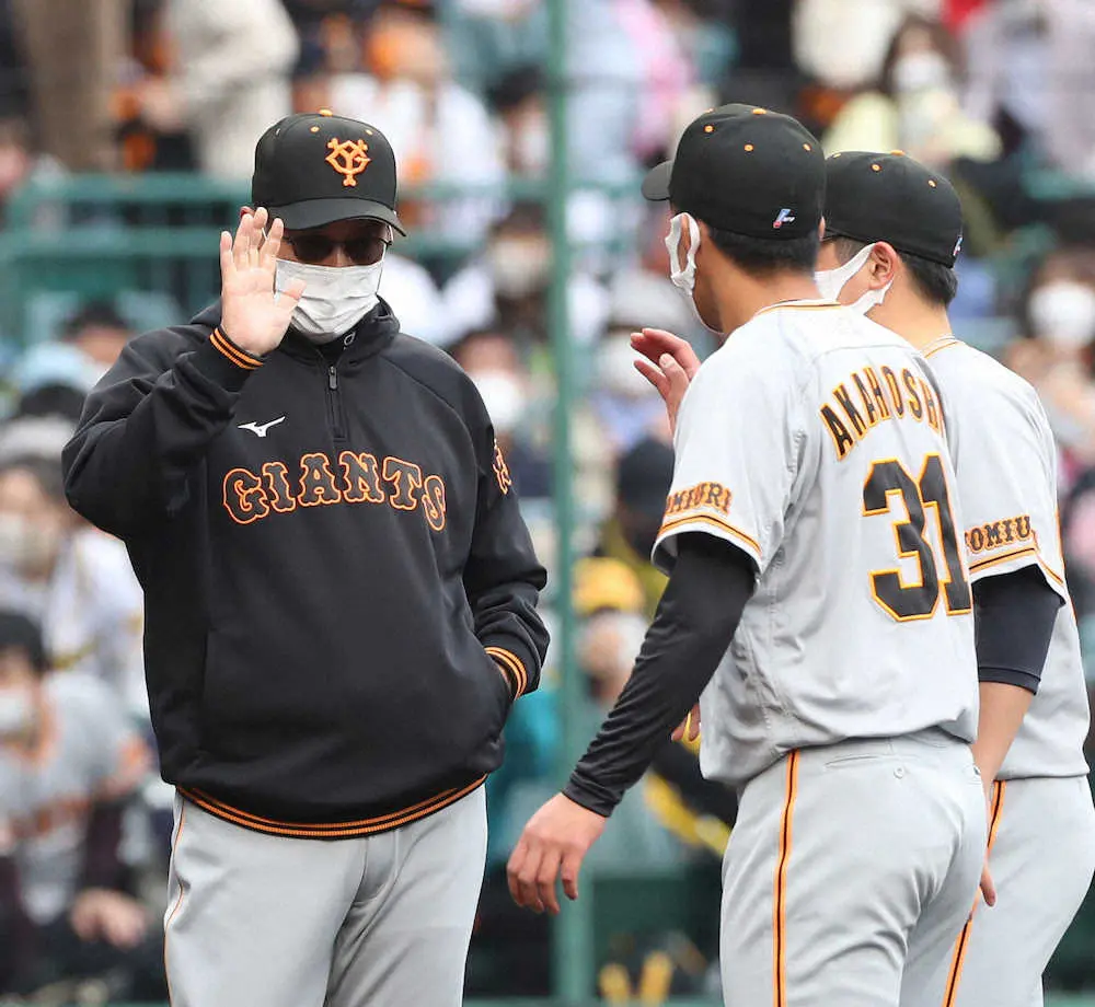 【画像・写真】巨人・原監督　ドラ3赤星の開幕ローテ入り“合格”「もともと肝っ玉が大きいんでしょう」