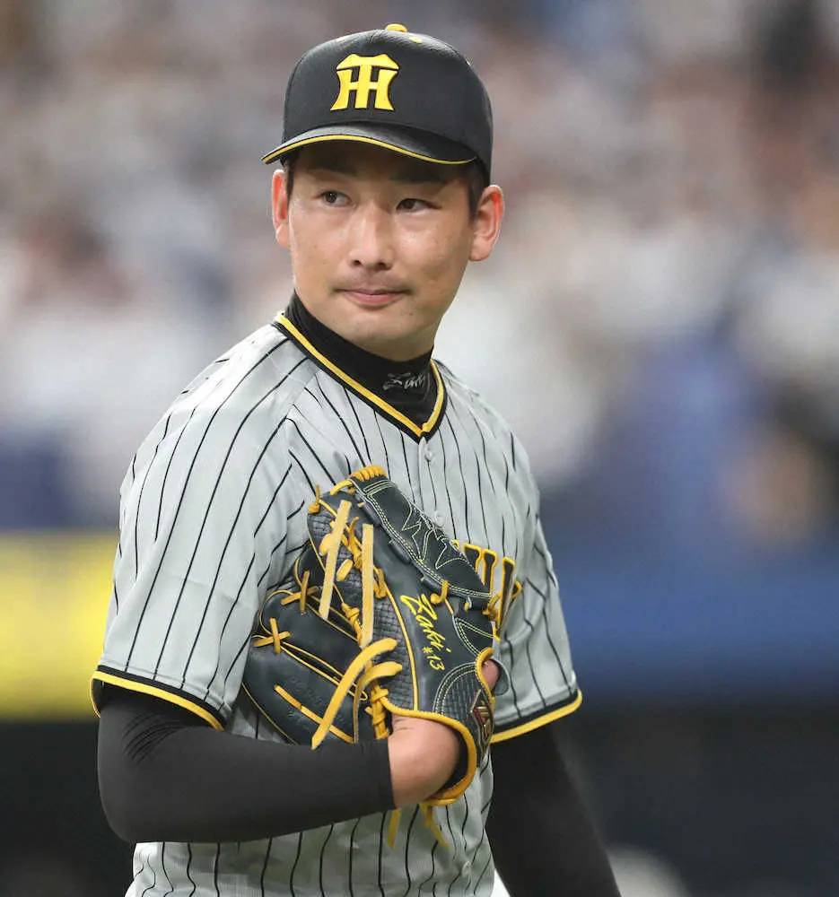 【画像・写真】阪神・岩崎&ケラーが今春初リレー　勝利の方程式として期待の両腕が零封