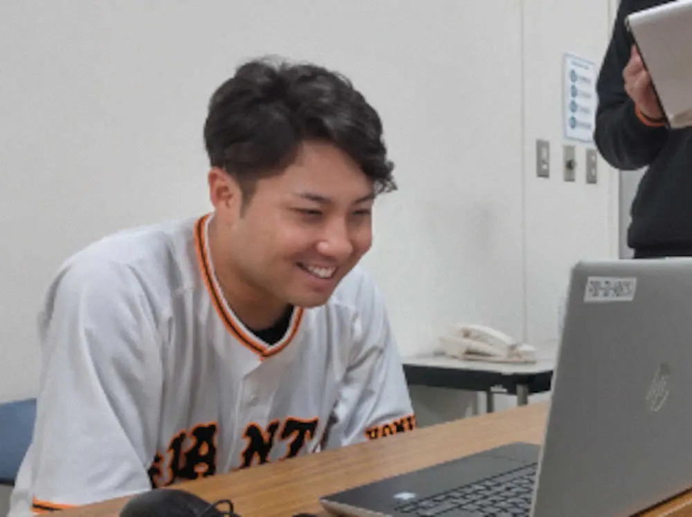 【画像・写真】巨人・今村がランドセル基金「笑顔を届けられれば」