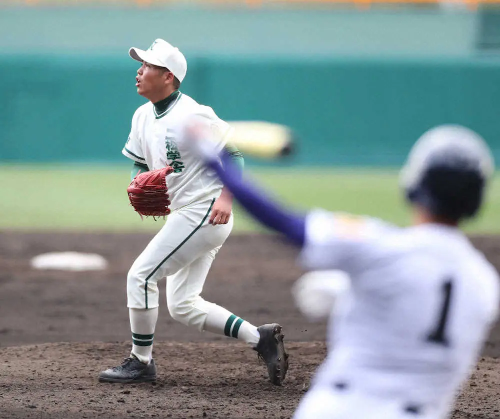 【画像・写真】二松学舎大付　聖光学院の猛打に40年ぶり春初戦突破ならず　エース・布施が5回途中6安打7失点
