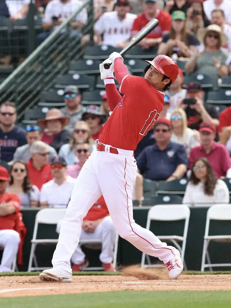 【画像・写真】エンゼルス・大谷　初実戦でいきなり適時打 
