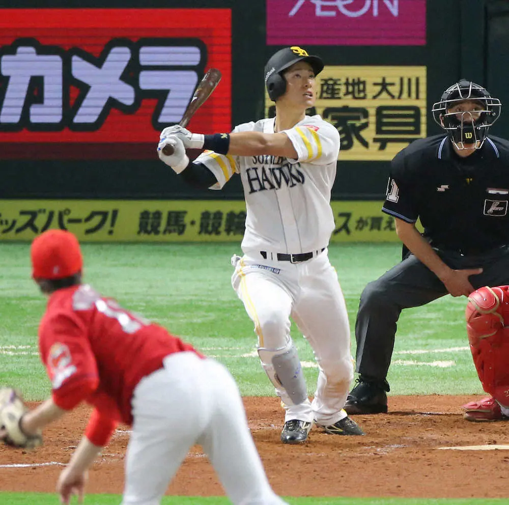 【画像・写真】ソフトバンク・上林　開幕中堅諦めない！泥臭くアピール2点打「残りも集中してしていく」