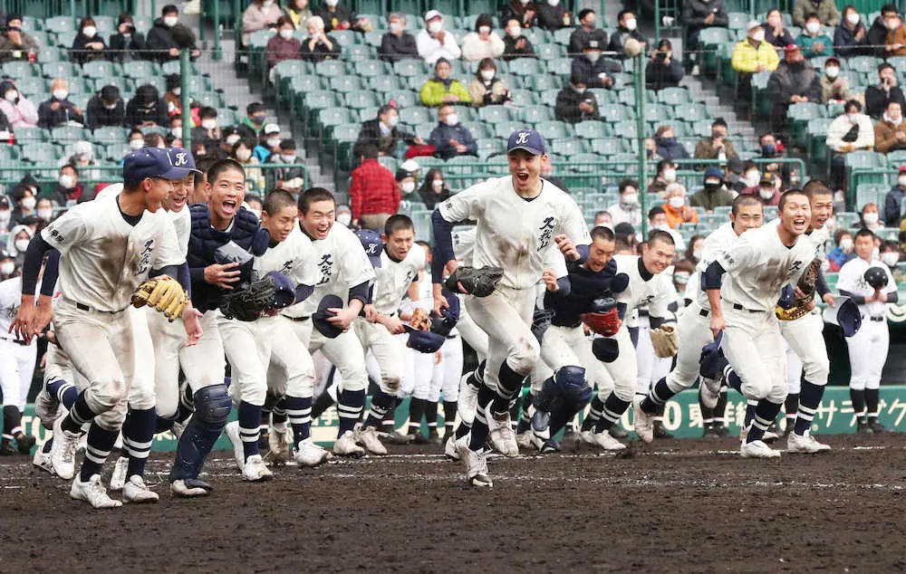 【画像・写真】国学院久我山　イチロー氏指導効果で44年越しセンバツ初勝利！成田2失点完投＆2安打2打点
