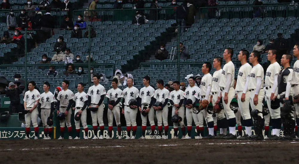 【画像・写真】21世紀枠・丹生　大敗も充実感　エース井上「夏に甲子園に出られるように頑張る」