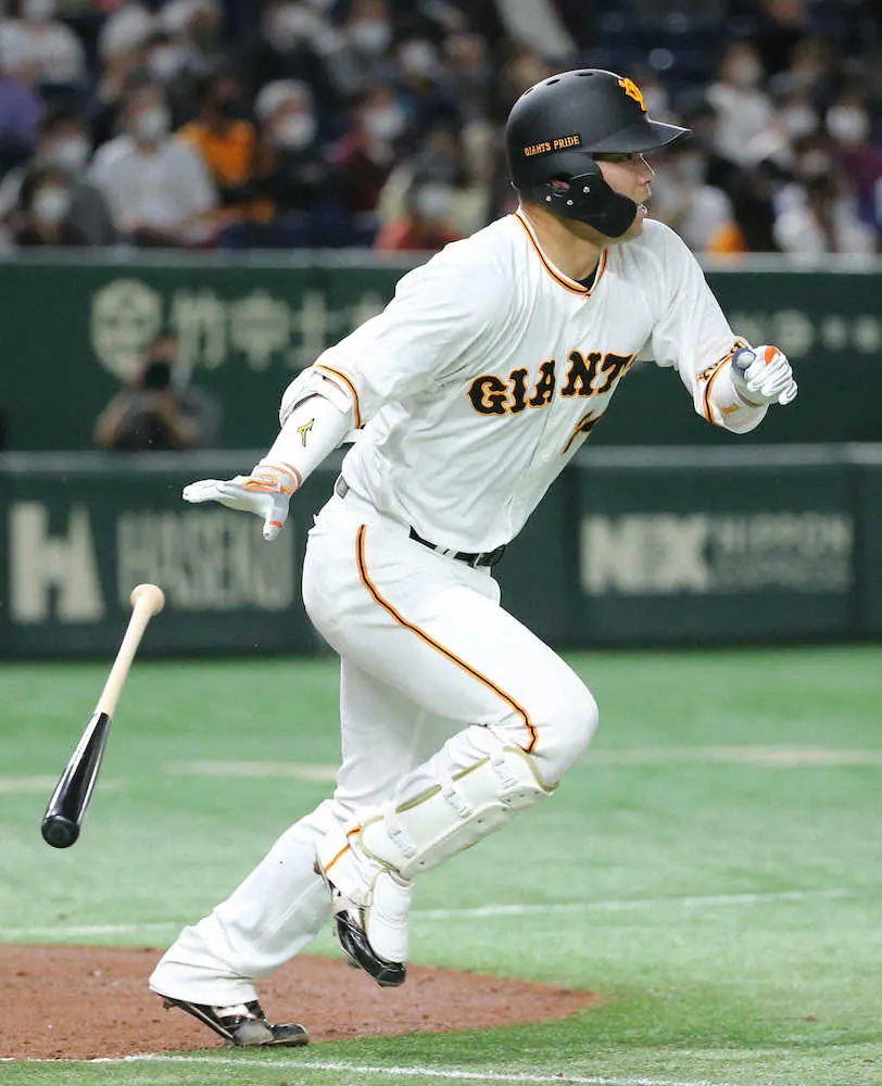 【画像・写真】巨人・大城が意地の勝ち越し打で渾身ガッツポーズ！　第1打席は満塁で見逃し三振も第2打席で快打