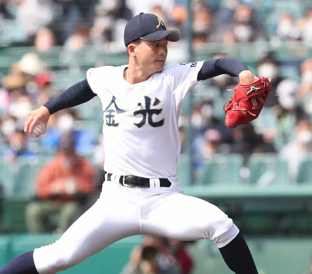 【画像・写真】近江　代替出場校初の4強　エース山田3戦連続完投　8安打10K1失点127球　昨秋リベンジ果たす