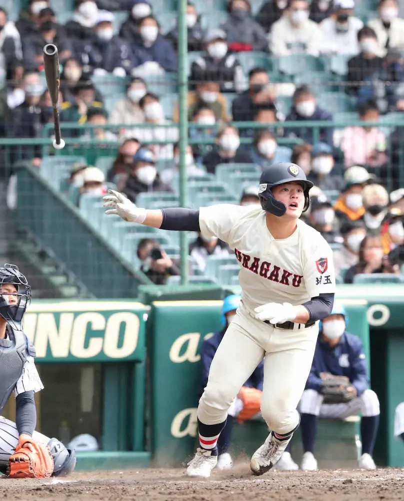 【画像・写真】浦和学院の4番・鍋倉が“マン振り”V弾!　“新生”テーマ「フルスイング」体現で8回3ラン