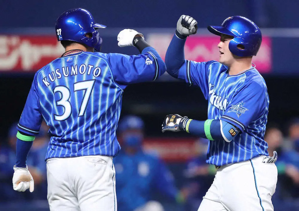 【画像・写真】DeNAが4戦目で今季初勝利　中日キラーのロメロが8回無失点の快投　4番・牧が先制2ラン