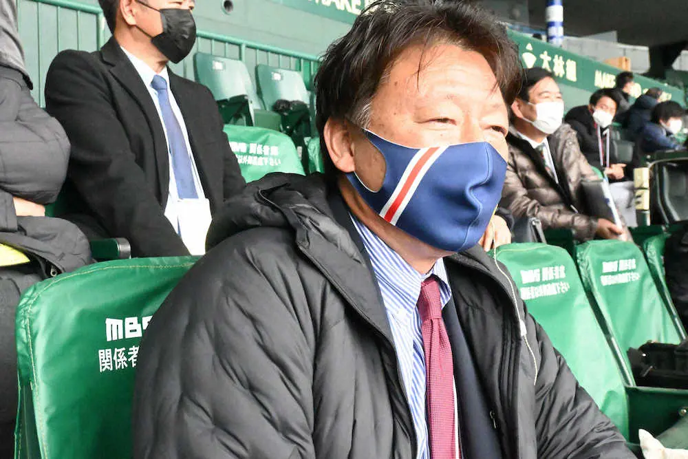 【画像・写真】浦和学院・森士前監督「一歩も引かない闘志で戦ってくれた」　大監督へ「夏にまたここに」