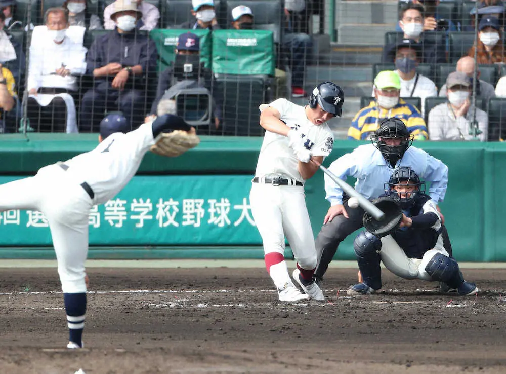 【画像・写真】大阪桐蔭　4番・丸山が大会タイ記録の8打席連続安打