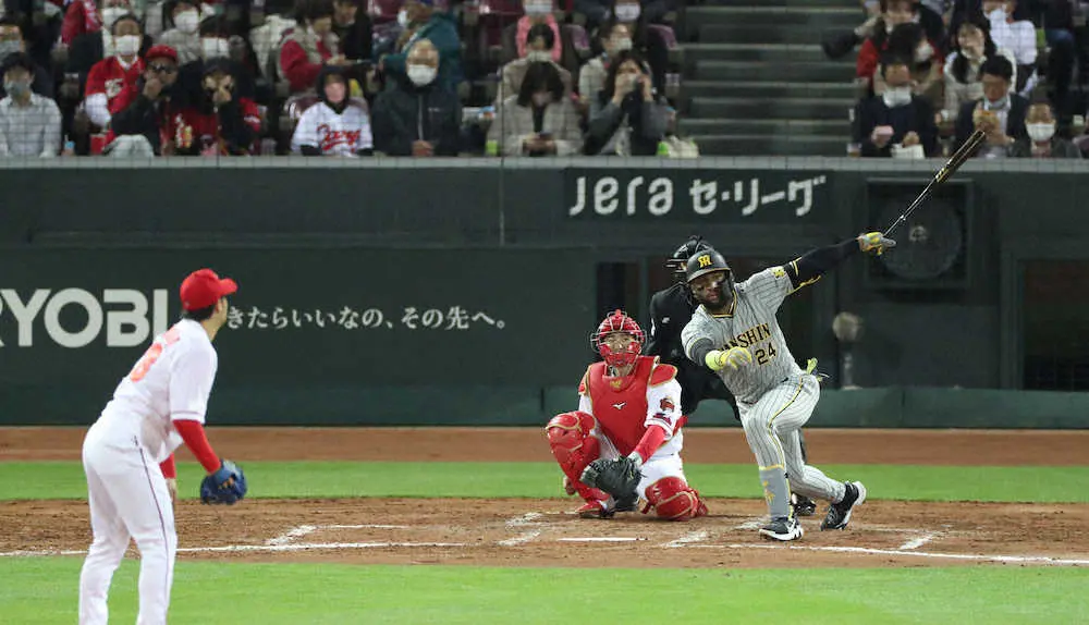 【画像・写真】阪神・ロハス　今季初スタメンで1号先制弾　開幕4連敗のチームを救えるか