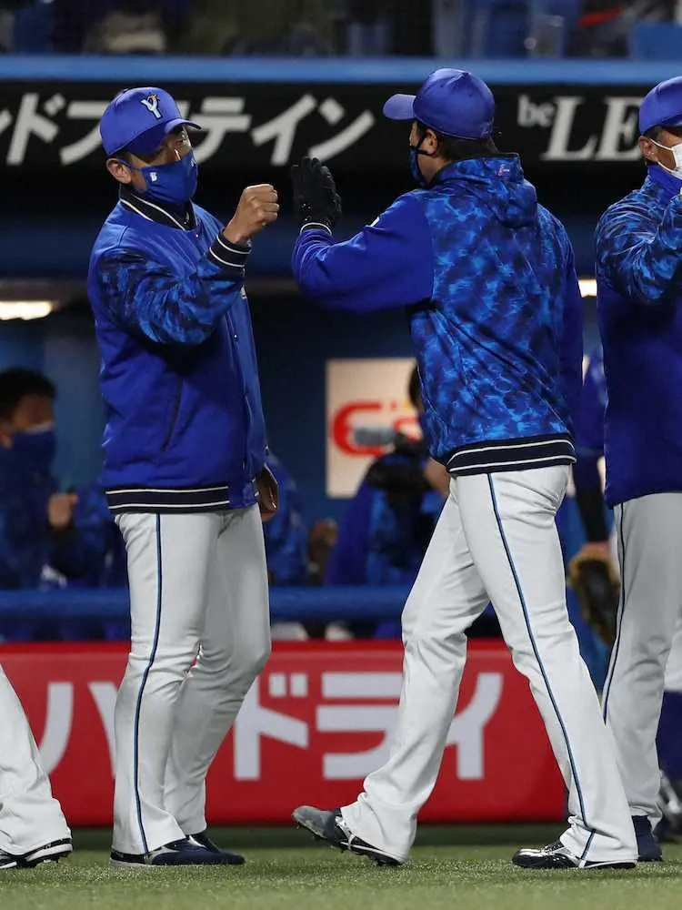 【画像・写真】番長DeNA、4連勝で初の貯金!三浦監督がグラブ譲った愛弟子・上茶谷、今季初先発で快投7回1失点