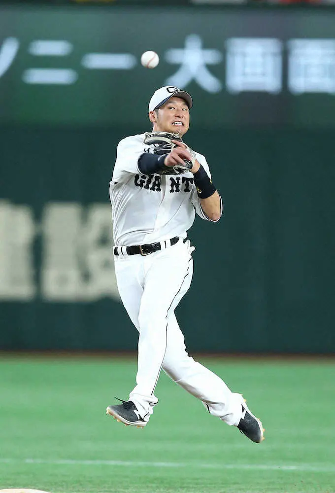 【画像・写真】巨人・吉川　攻守で5連勝に貢献　原監督「存在感が出てきたなって感じがしますね」