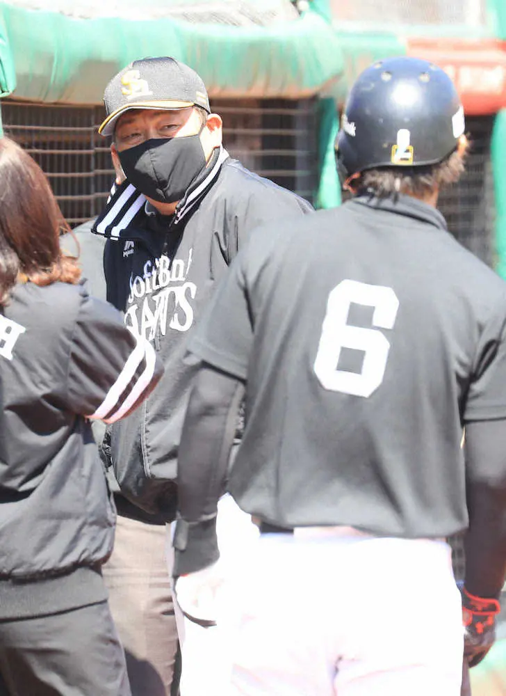 【画像・写真】ソフトバンク・藤本監督、先発ローテ再編へ　コロナで3、4日楽天戦中止　レイはオリックス戦先発