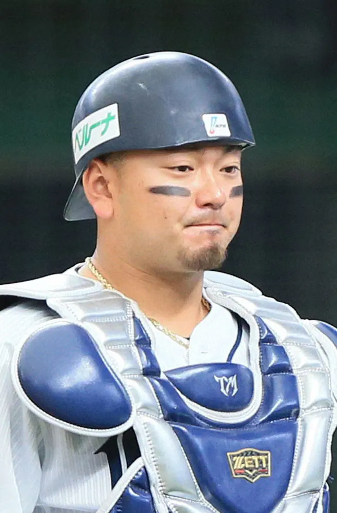 【画像・写真】西武・森　2日ロッテ戦交代後ロッカーでマスク投げつけ右手人さし指骨折　辻監督「許されることではない」