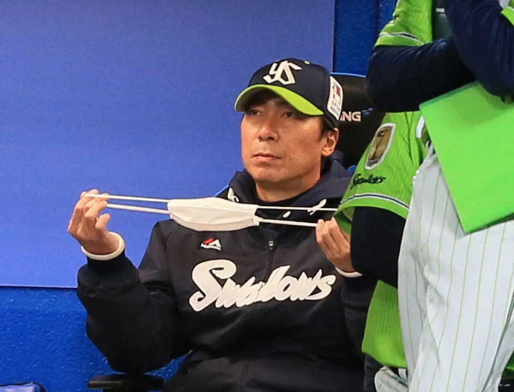 【画像・写真】ヤクルト高津監督　先発サイスニードに「もう少し期待したんだけれど、ちょっと…」