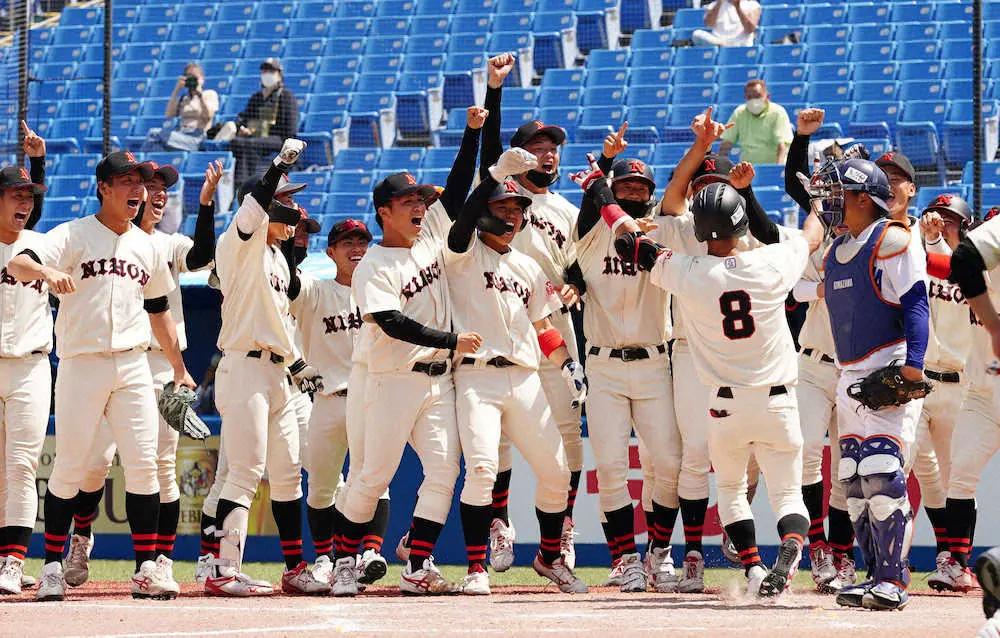 【画像・写真】日大・中尾勇　人生初サヨナラ3ラン「自分が決めてやるという思いだった。うれしいの一言」