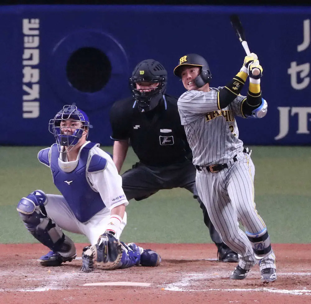 【画像・写真】阪神・梅野、意地のマルチ　15日から巨人と3連戦「目の前の試合を全員で勝ちきっていきたい」
