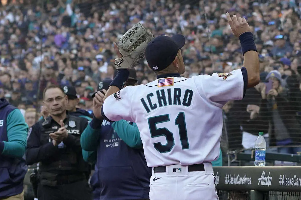 【画像・写真】イチロー氏　始球式の球速は「151キロ」?　「始球式史上最速」とネット騒然