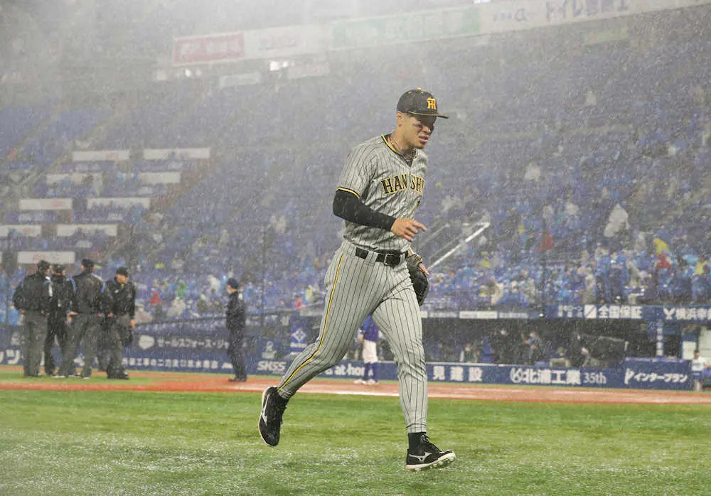 【画像・写真】阪神　4連敗で借金ワースト16…代打逆転グランドスラムでも勝てない球団史上初の屈辱