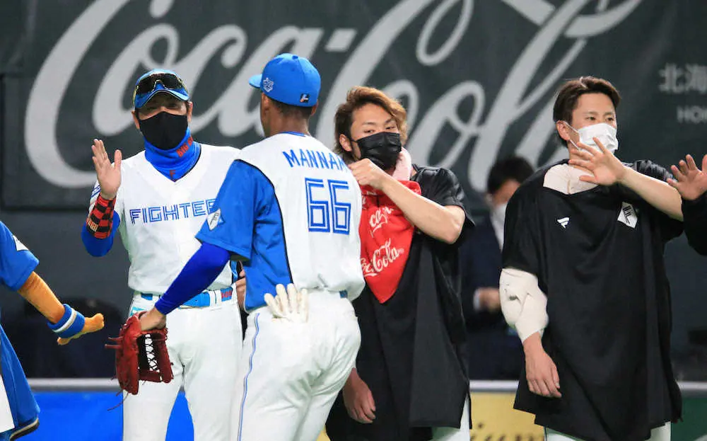 【画像・写真】日本ハム・新庄監督　勘ピューターさく裂！万波4号3ラン　今季最多12点で大勝