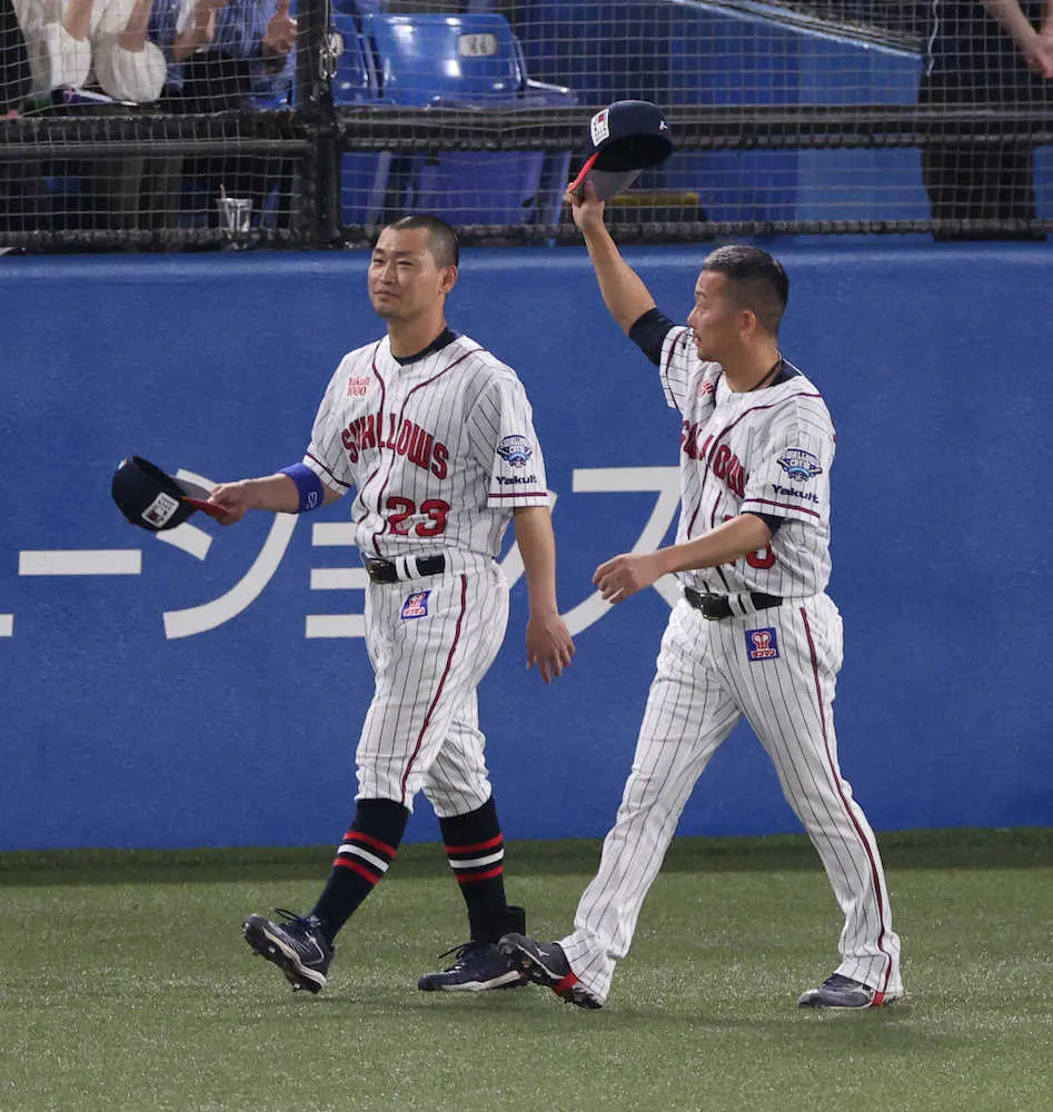 【画像・写真】【お立ち台全文】殊勲のヤクルト青木「ちょっとお願い…入って！入って！って思いながら走ってました」