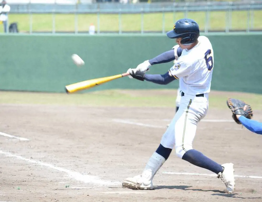 【画像・写真】前橋育英が3年ぶり9度目V　右腕・生方が1失点で公式戦初完投