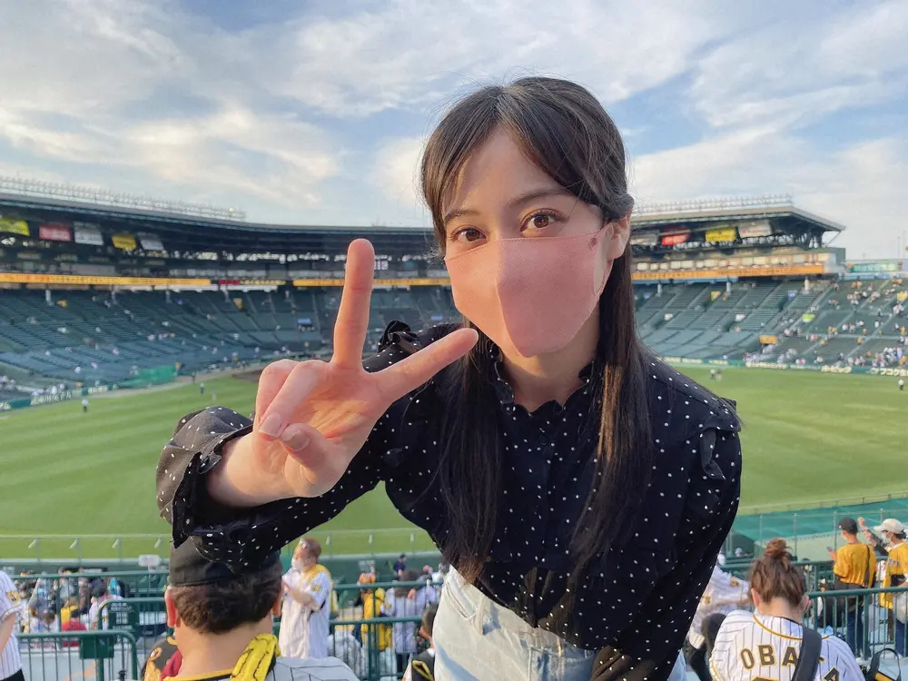 【画像・写真】NMB48・川上千尋「現地サヨナラとらほー」　阪神サヨナラ勝ちを甲子園で堪能！