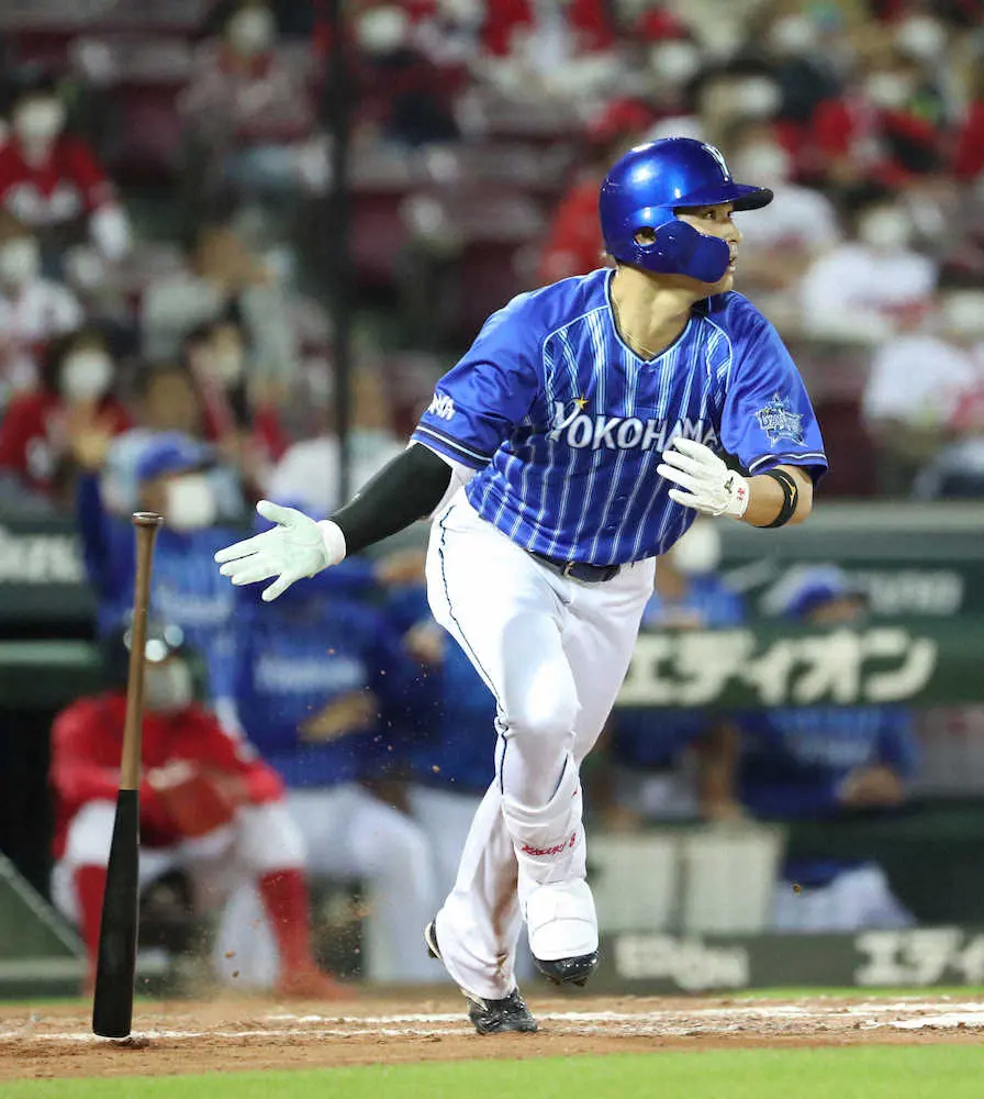 【画像・写真】DeNA・神里、延長11回に決勝の適時三塁打　広島から今季初勝利！三浦監督「よく打ってくれた」