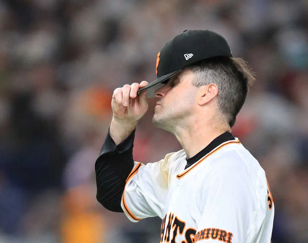 【画像・写真】巨人新助っ人シューメーカーまさか…来日ワースト3回6失点KO　村上に2試合連続満塁弾許す