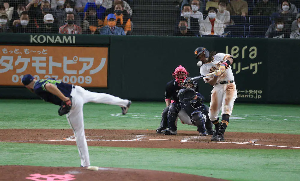 【画像・写真】巨人　新助っ人ウォーカーが勝ち越し7号2ラン！　7戦4発大当たり　陥落から一夜明け、首位奪回なるか