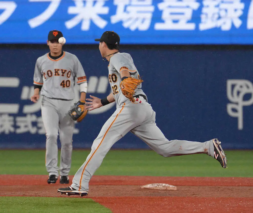 【画像・写真】巨人・菅野「よく粘れた」雨にも守備の乱れにも負けず…復帰戦で6回1失点8奪三振　20日ぶり白星なるか