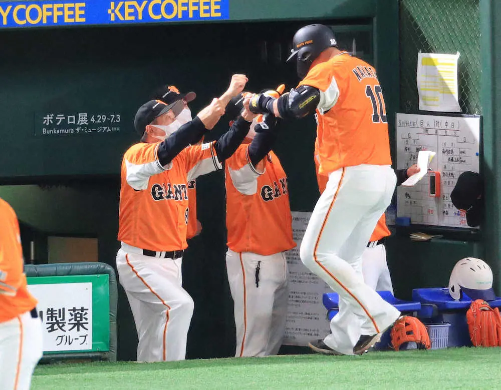 【画像・写真】巨人・原監督　ポランコ「存在感ある」中田にはさらなる期待「まあ、まだまだ、まだ途上である」
