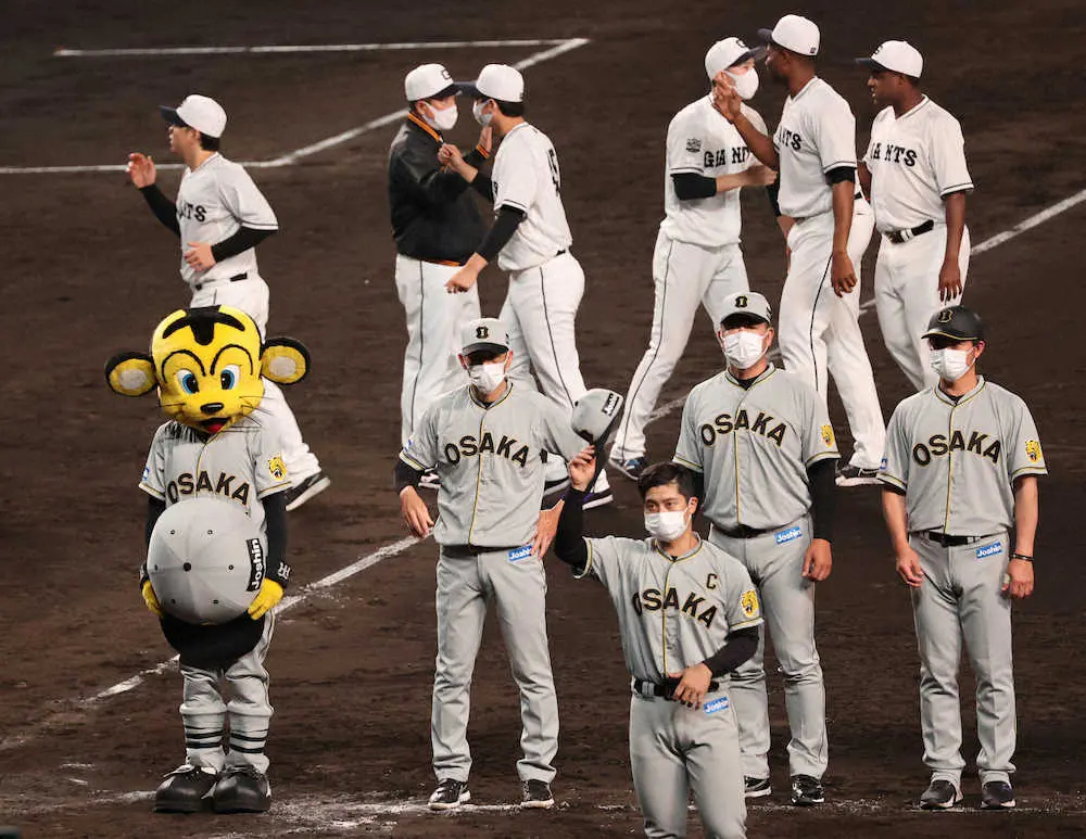 【画像・写真】阪神投手陣、3失点以下の連続試合21でストップ…9人全員投入も12回に悪夢4失点