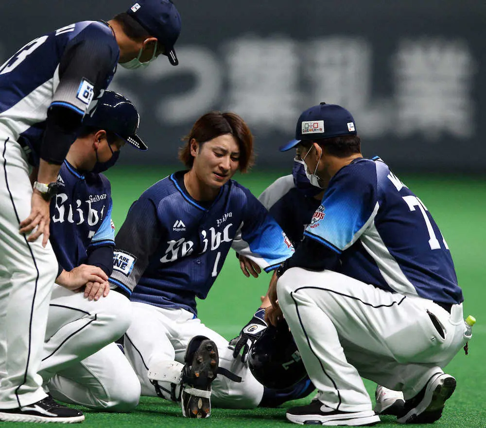 【画像・写真】西武「鬼門」でまた故障者…金子離脱で逆転負け4連敗　辻監督「肉離れだろうね」