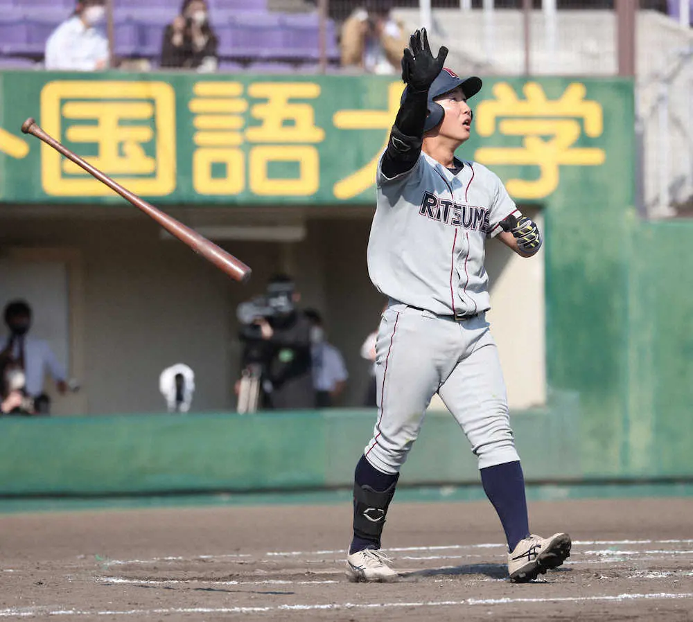 【画像・写真】立命大が連勝で同大の胴上げを阻止　主将・宮崎が決勝場外弾「最高に気持ちよかった」