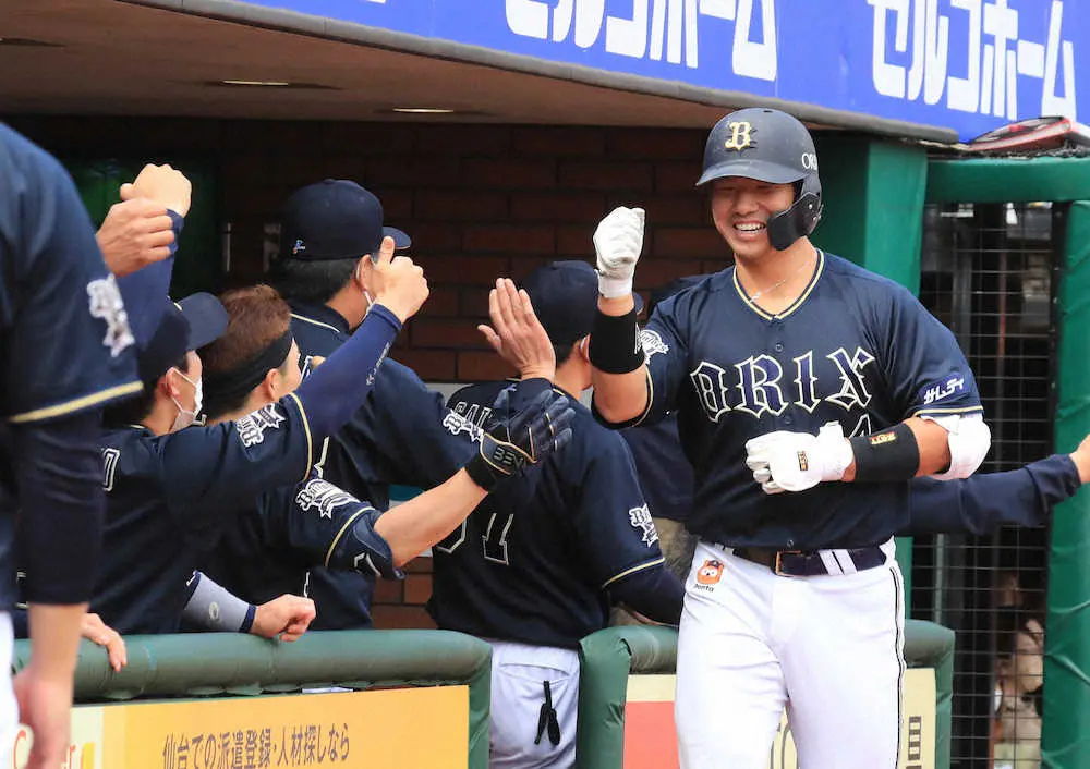 【画像・写真】オリックス・頓宮　則本から2号2ラン「いい結果になってくれてよかった」