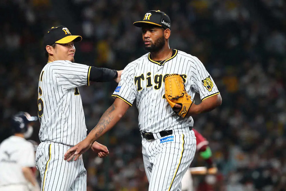 【画像・写真】阪神・アルカンタラ　楽天・浅村を2球で料理、ピンチ切り抜け9ホールド目　20日巨人戦の悪夢払しょく