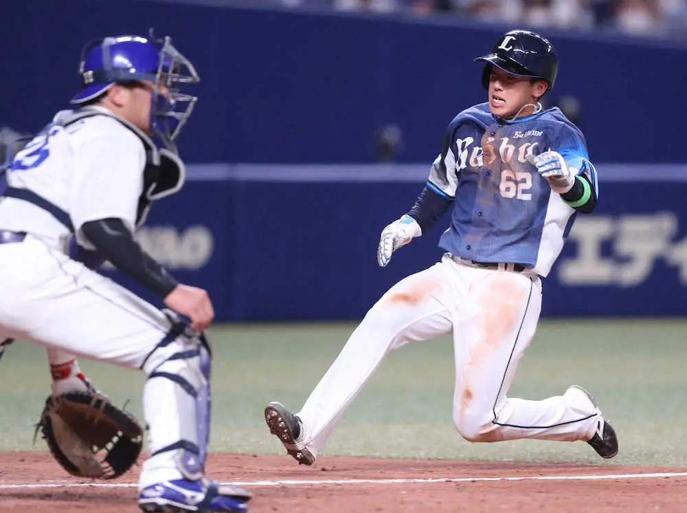 【画像・写真】西武・滝沢　史上3人目！高卒新人の交流戦初出場初打席初安打