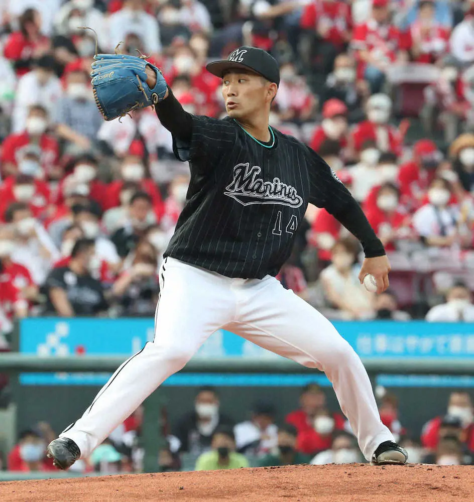 【画像・写真】ロッテ小島が華麗な足技を披露！無死満塁のピンチで打球を足で止めて併殺に