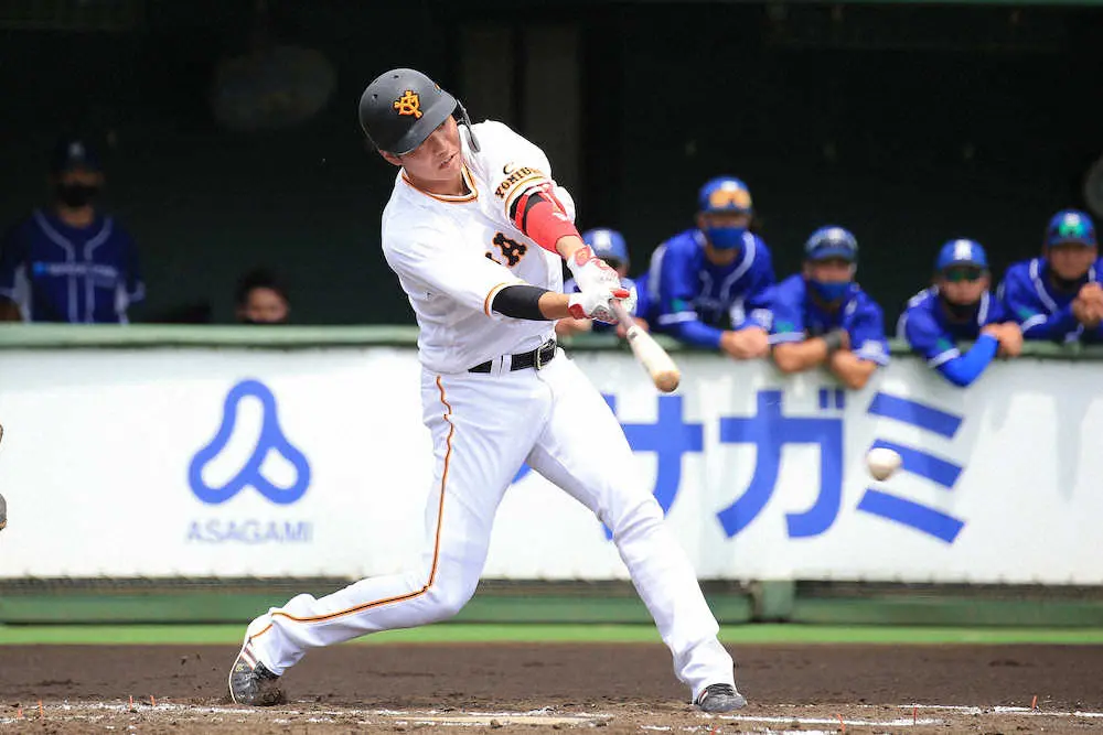 【画像・写真】巨人・坂本　2日連続で3軍戦出場　第1打席で実戦復帰後初安打