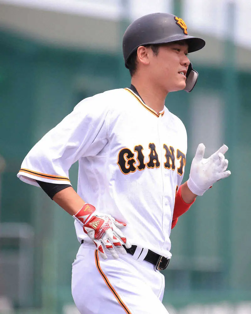 【画像・写真】巨人・坂本　3軍戦で復帰後初安打「段階も少しずつ踏んでいかないと」