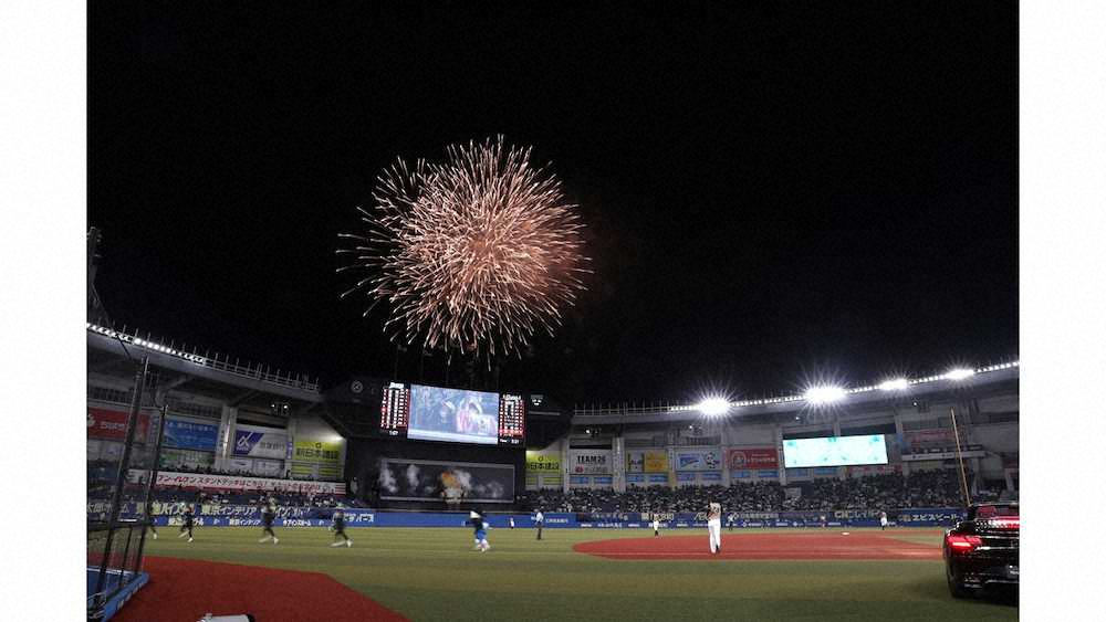 ロッテ 7・16ソフトバンク戦から主催試合で花火 8・28楽天戦は「花火ナイト」で200発以上も！― スポニチ Sponichi Annex 野球