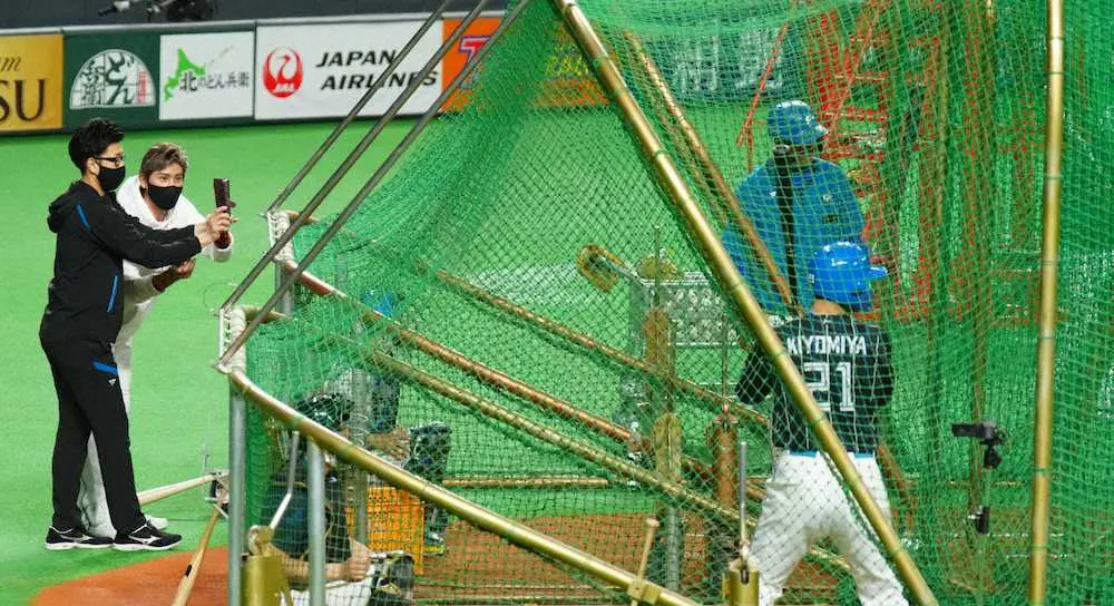 【画像・写真】新庄監督　杉谷スタメン「いらんか…」一度外すも　ファンの声で抜てき　「日曜恒例」インスタライブ