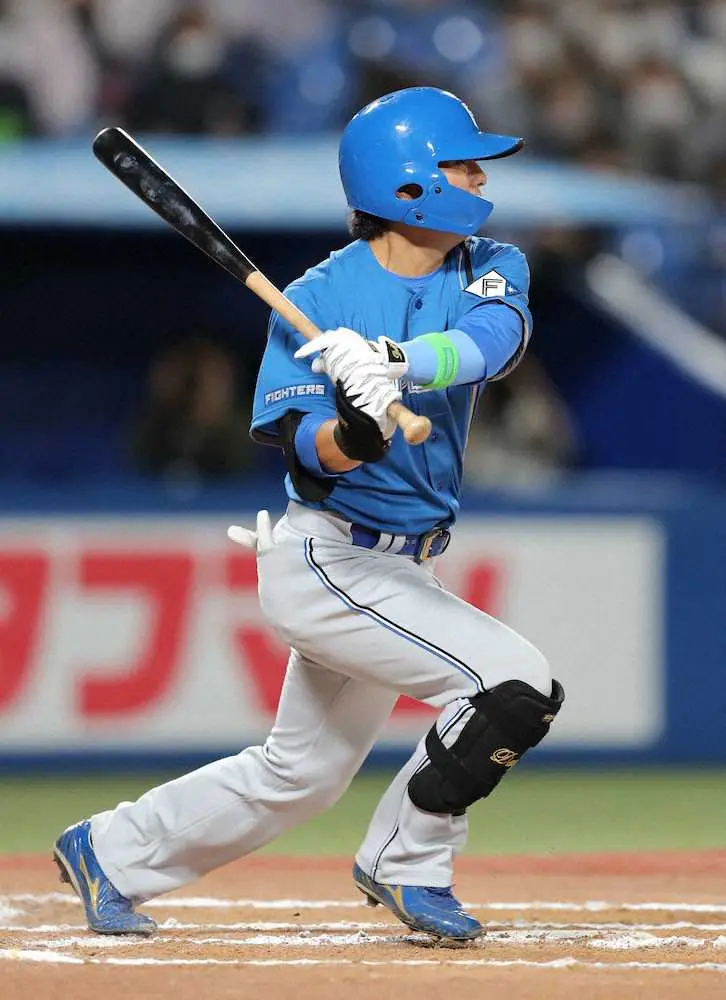【画像・写真】日本ハム・上川畑　張本勲以来球団63年ぶり新人4番　あっぱれバント安打も零敗