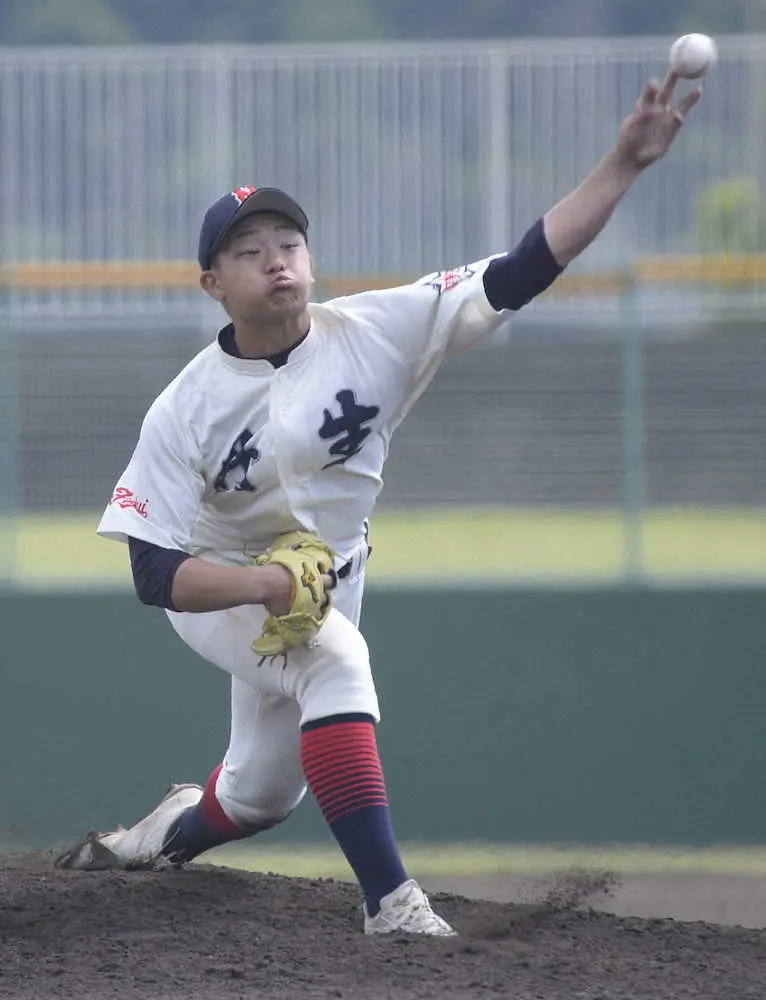 【画像・写真】今春選抜出場の丹生が春季北信越大会初勝利　エース左腕・井上「ピンチで抑えられた」